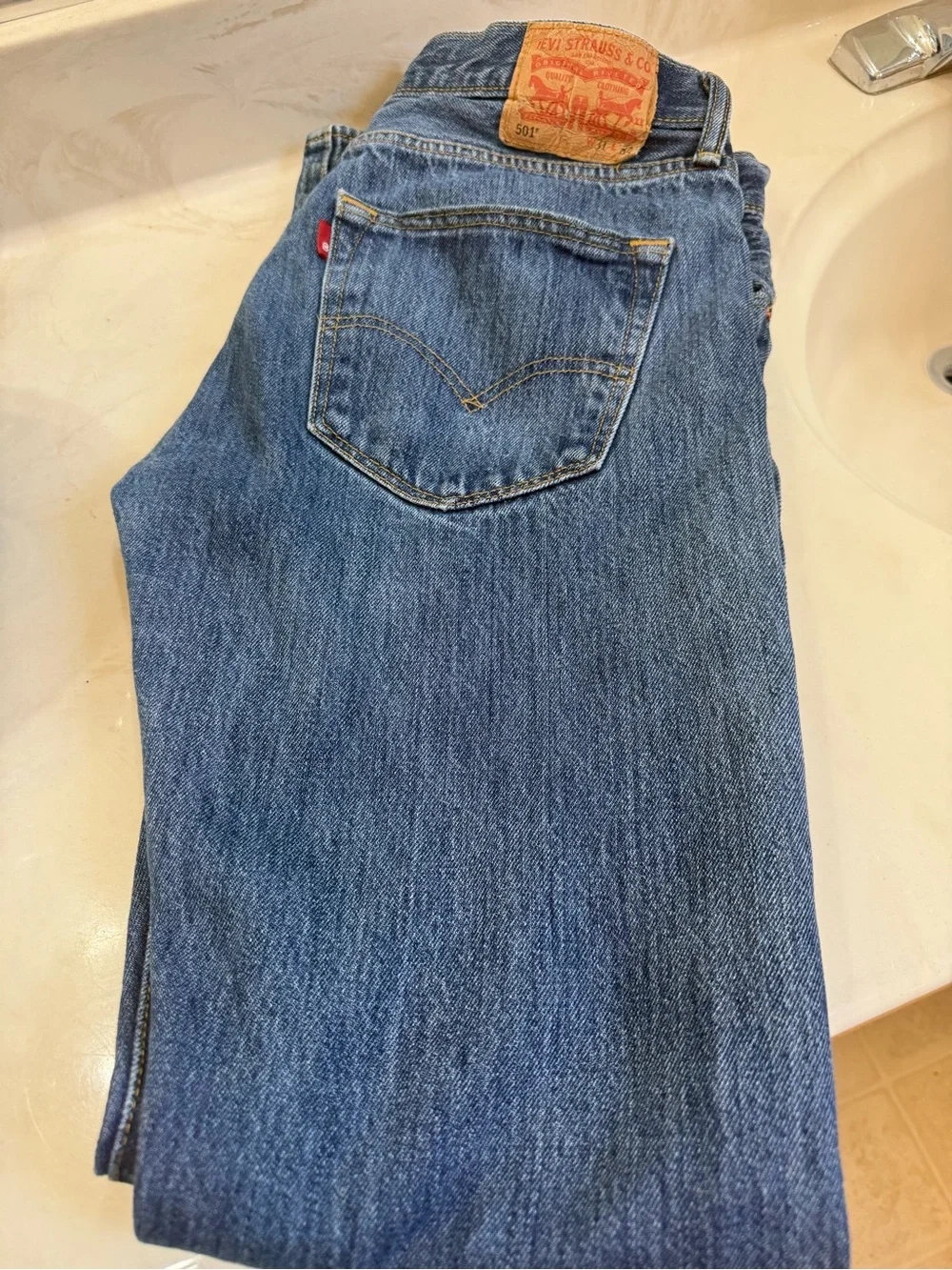 Levi's Men’s Straight Jeans in Blue Denim